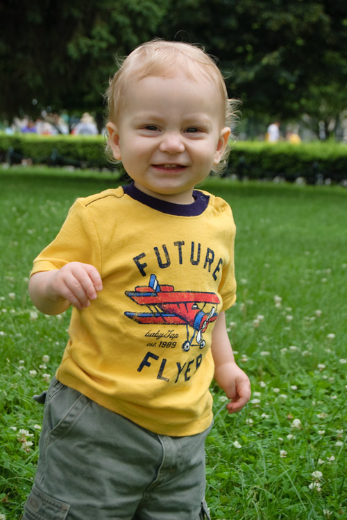 Why is Nikola so happy?  Because he hasn't been dragged around to every monument in Washington, D.C. yet!