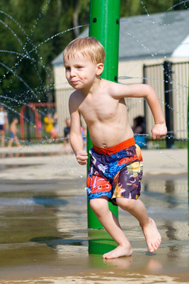Where could he be going with that mouthful of water?